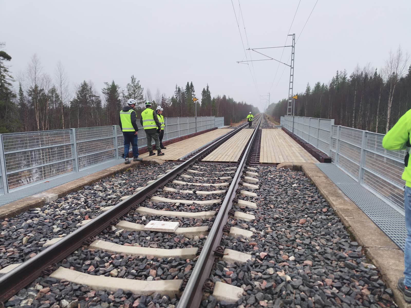 ST Pirttijoen ratasillan pelkanvaihto